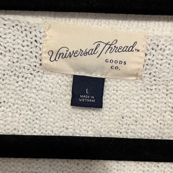 Universal Thread Cream Knit Sweater with Navy Label - Picture 3 of 8